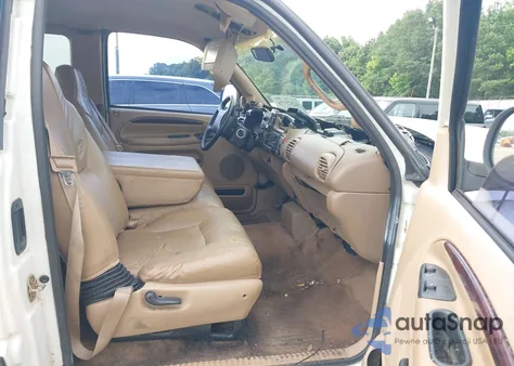 1998 Dodge Ram 1500 St из США, поврежденный, VIN 1B7HC13Y4WJ111610